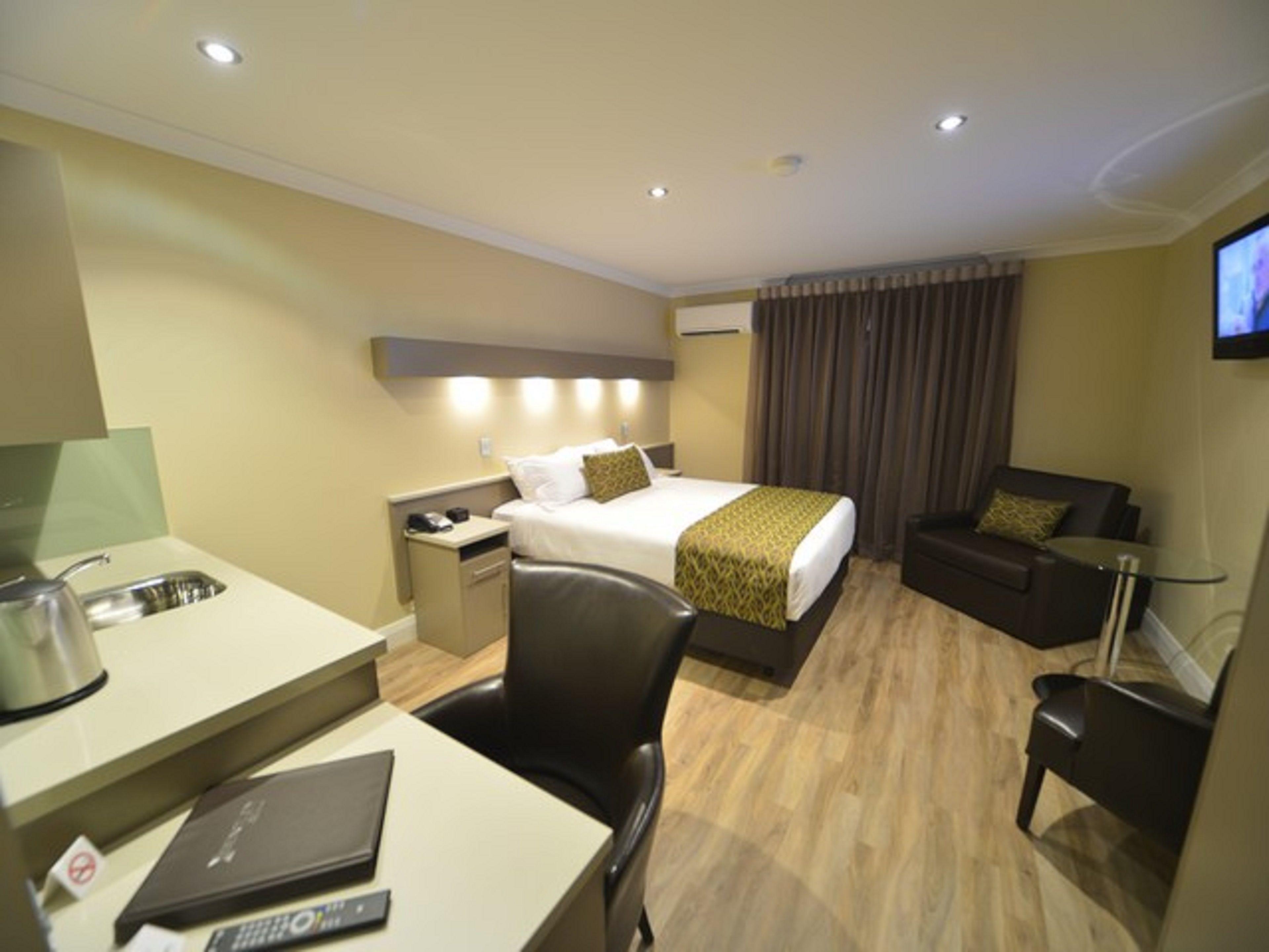 Bentley Motel, Perth